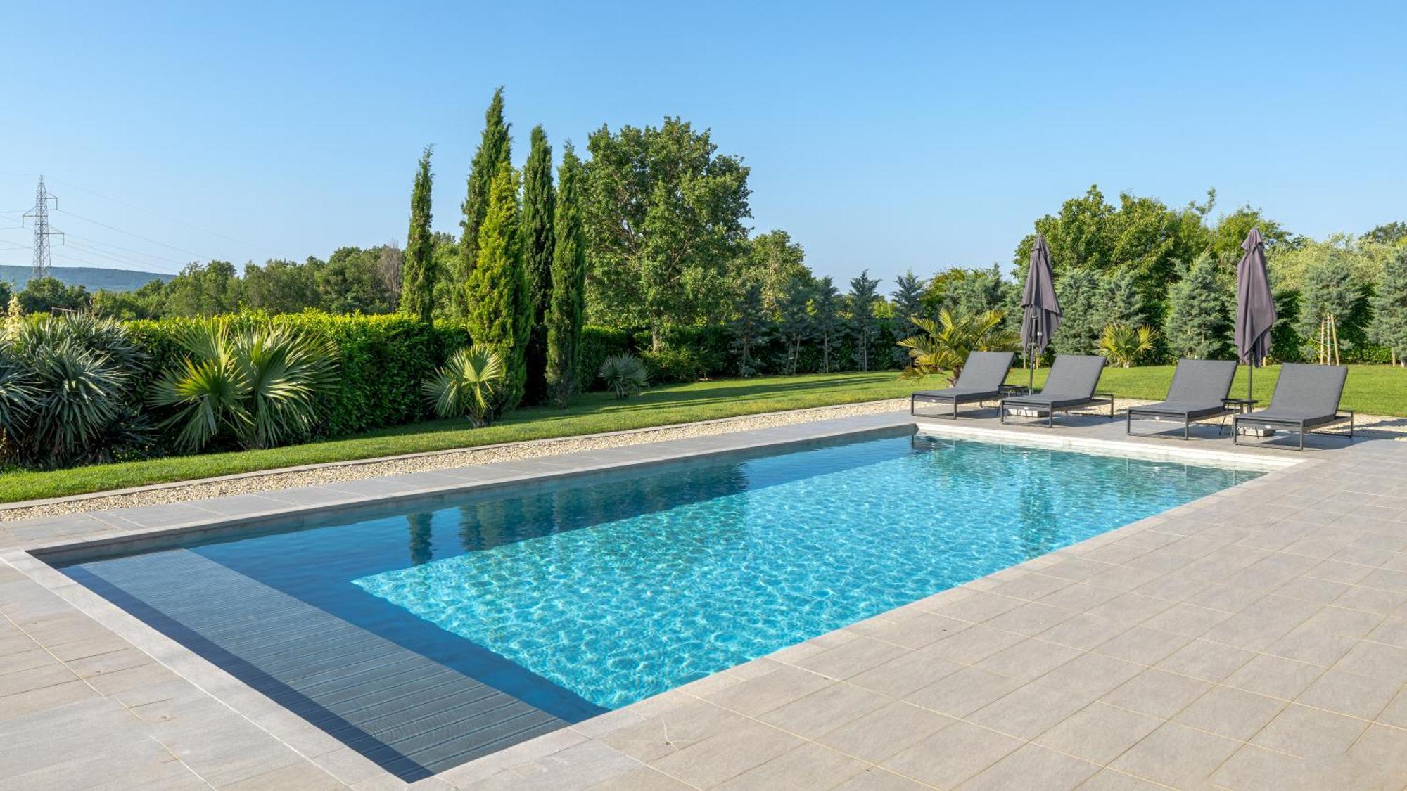 Villa Labin In Zartinj - Luxury Privacy Heated Pool With Auto Cover Buitenkant foto