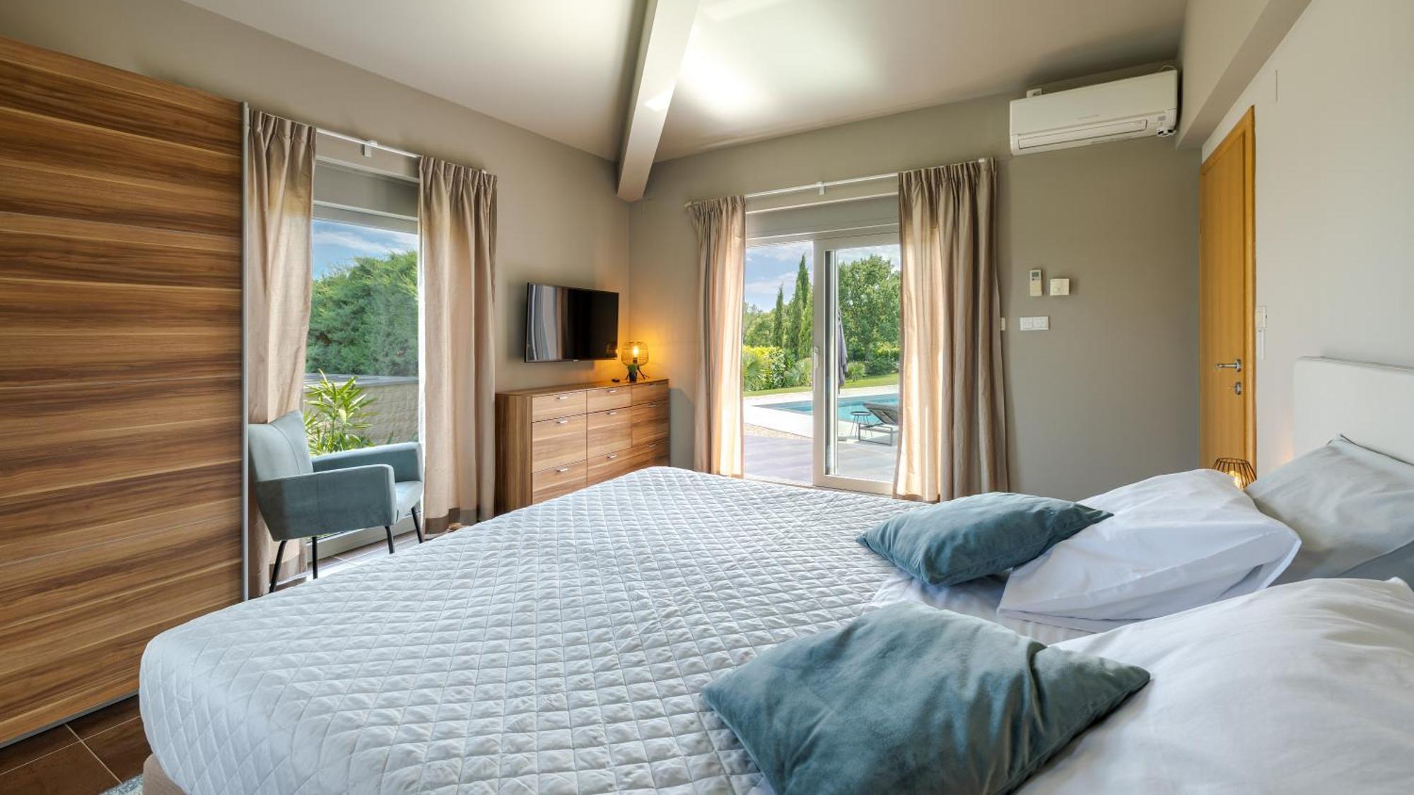 Villa Labin In Zartinj - Luxury Privacy Heated Pool With Auto Cover Buitenkant foto
