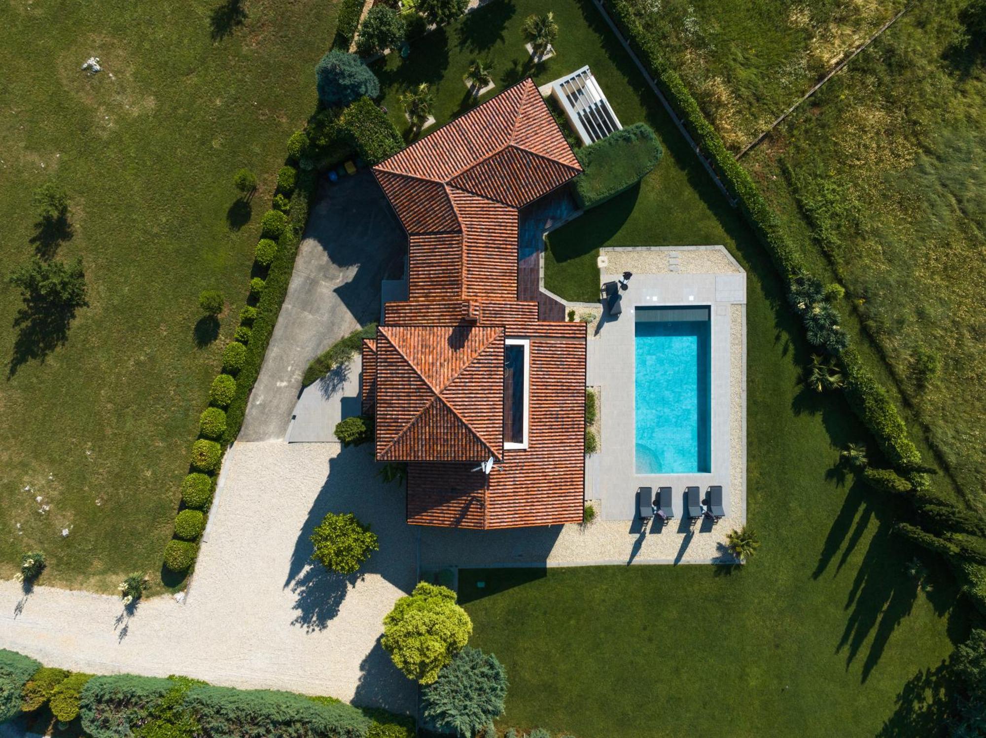 Villa Labin In Zartinj - Luxury Privacy Heated Pool With Auto Cover Buitenkant foto