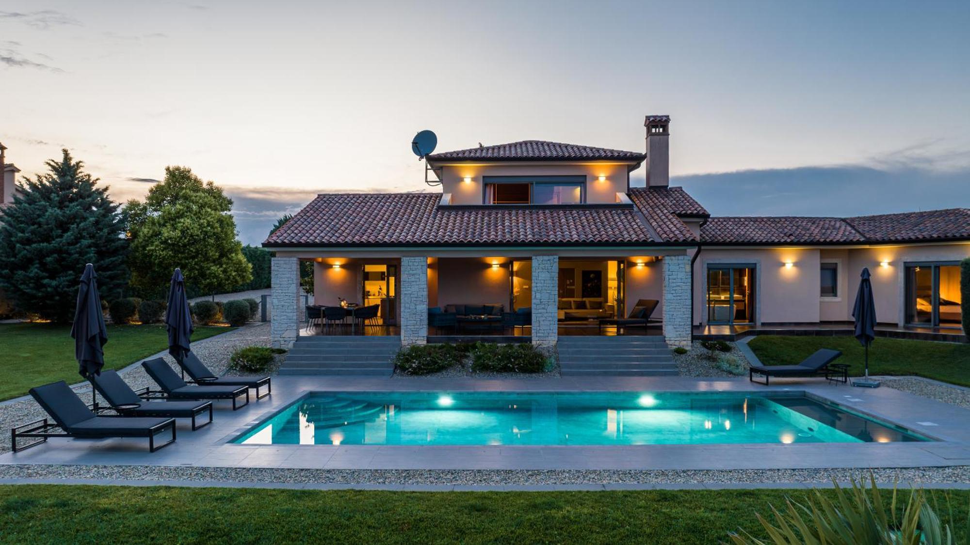 Villa Labin In Zartinj - Luxury Privacy Heated Pool With Auto Cover Buitenkant foto